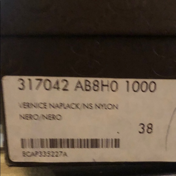 GUCCI - Picture 5 of 5